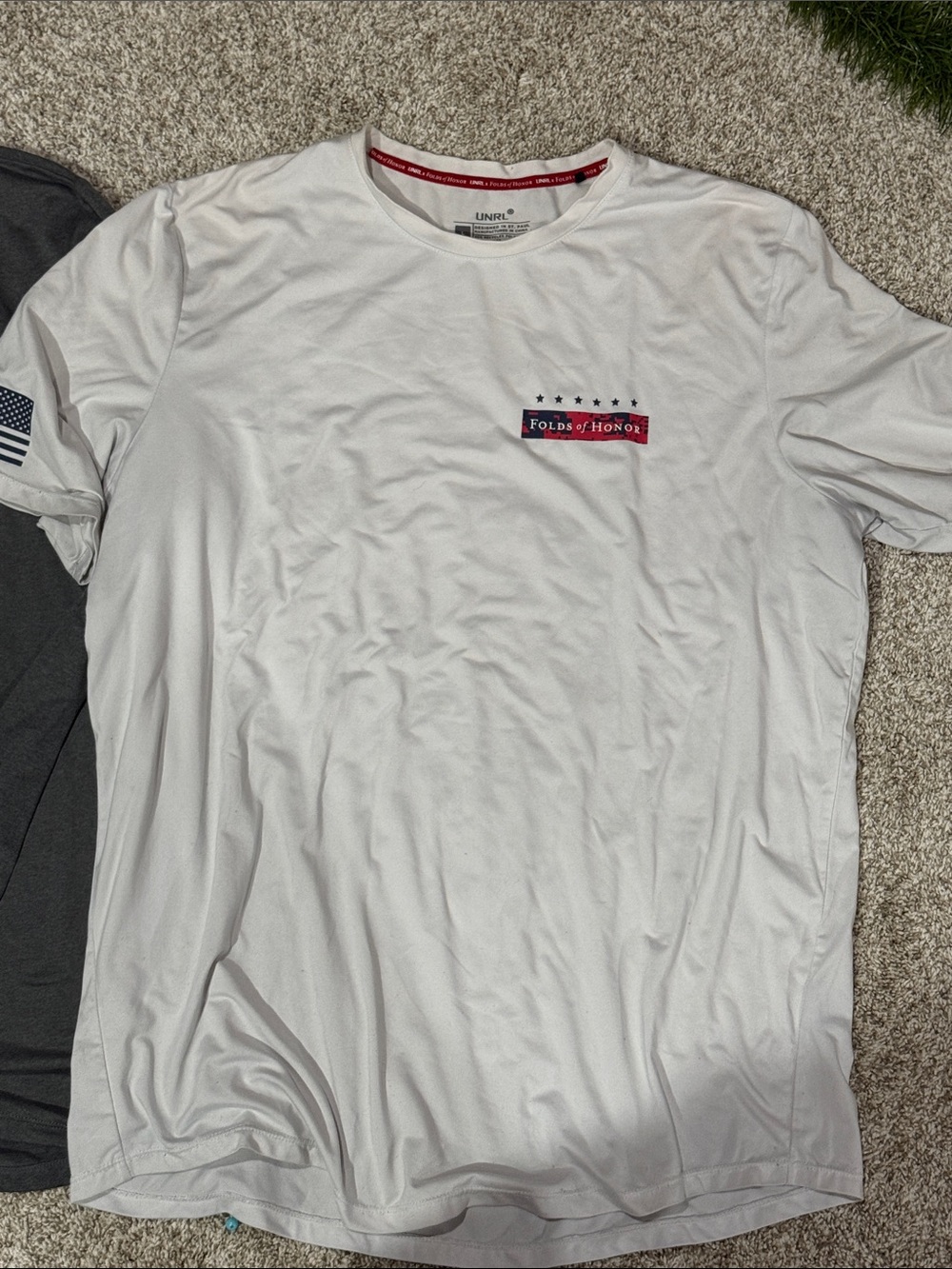 UNRL USA Pack of 3 Ultra Tees. 2 Short Sleeve, 1 Long Sleeve, Size L EUC - Picture 3 of 5